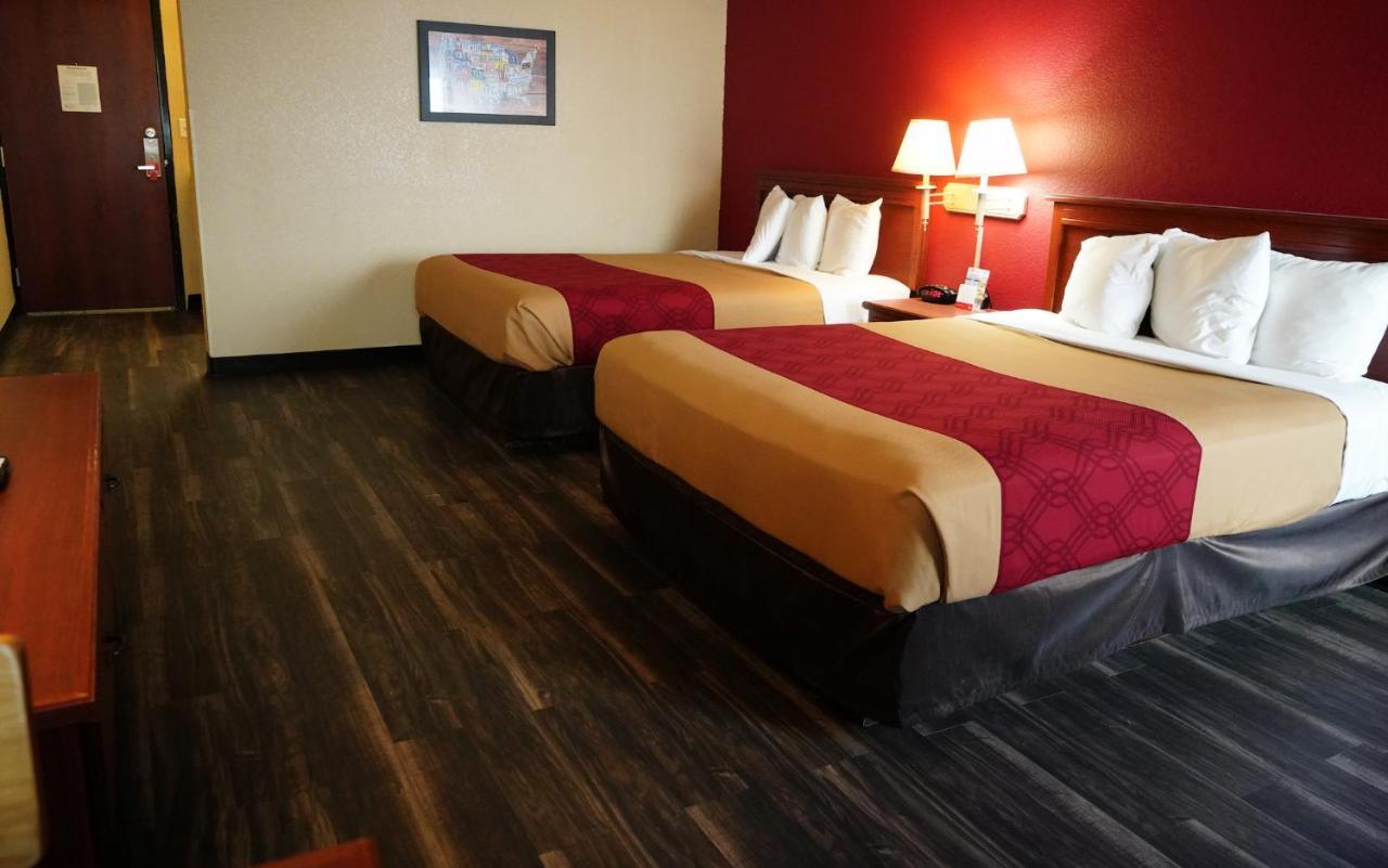 Econo Lodge Inn & Suites Kearney Extérieur photo