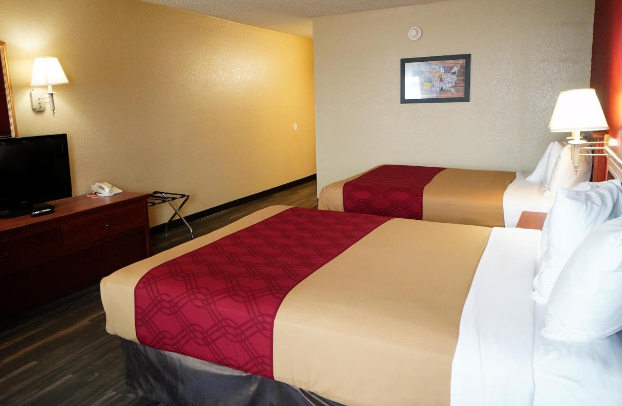 Econo Lodge Inn & Suites Kearney Extérieur photo