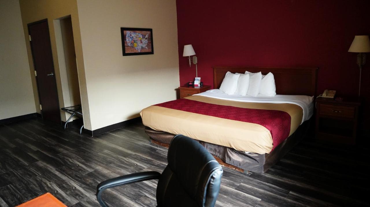 Econo Lodge Inn & Suites Kearney Extérieur photo