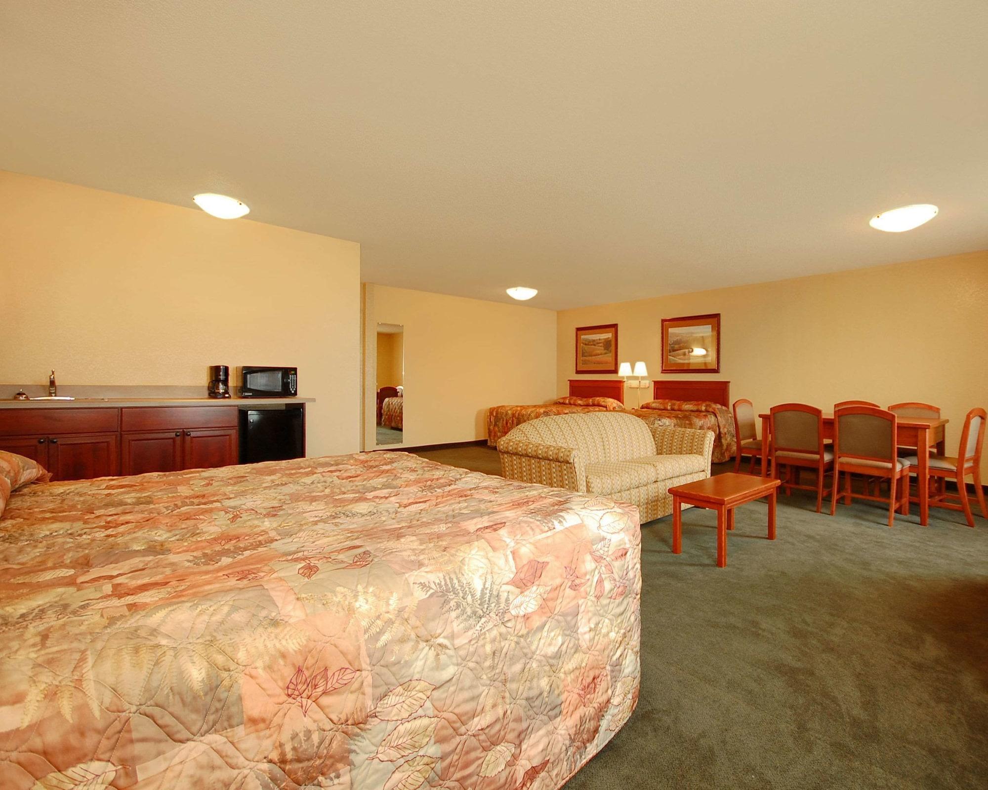 Econo Lodge Inn & Suites Kearney Extérieur photo